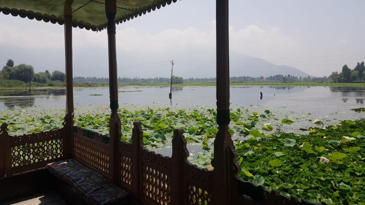 Kings Houseboats Hotel Srinagar  Luaran gambar