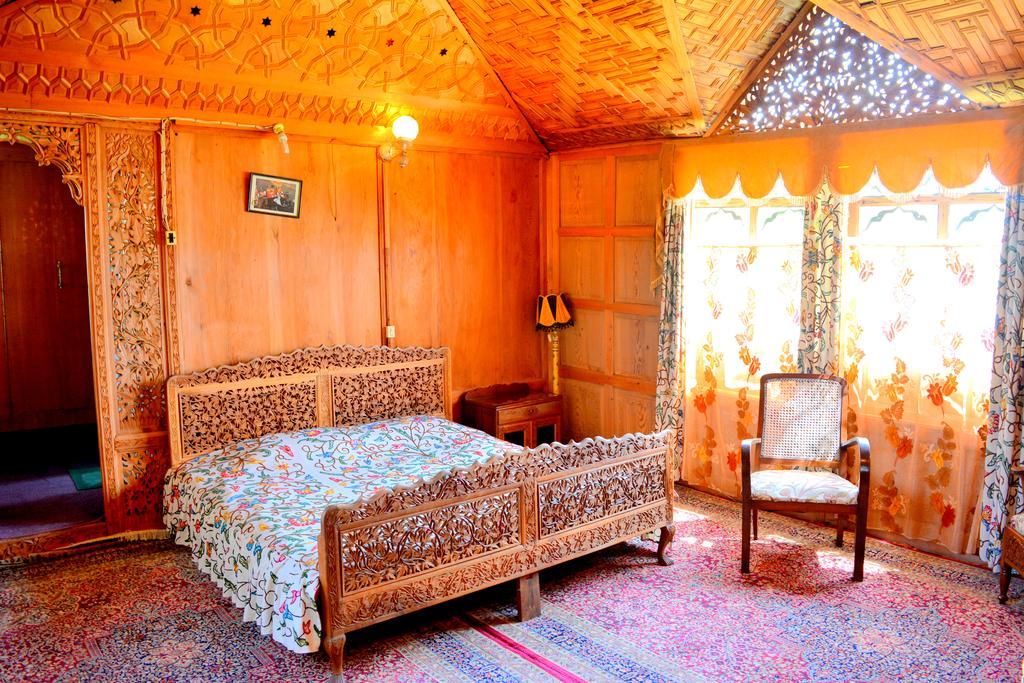 Kings Houseboats Hotel Srinagar  Luaran gambar