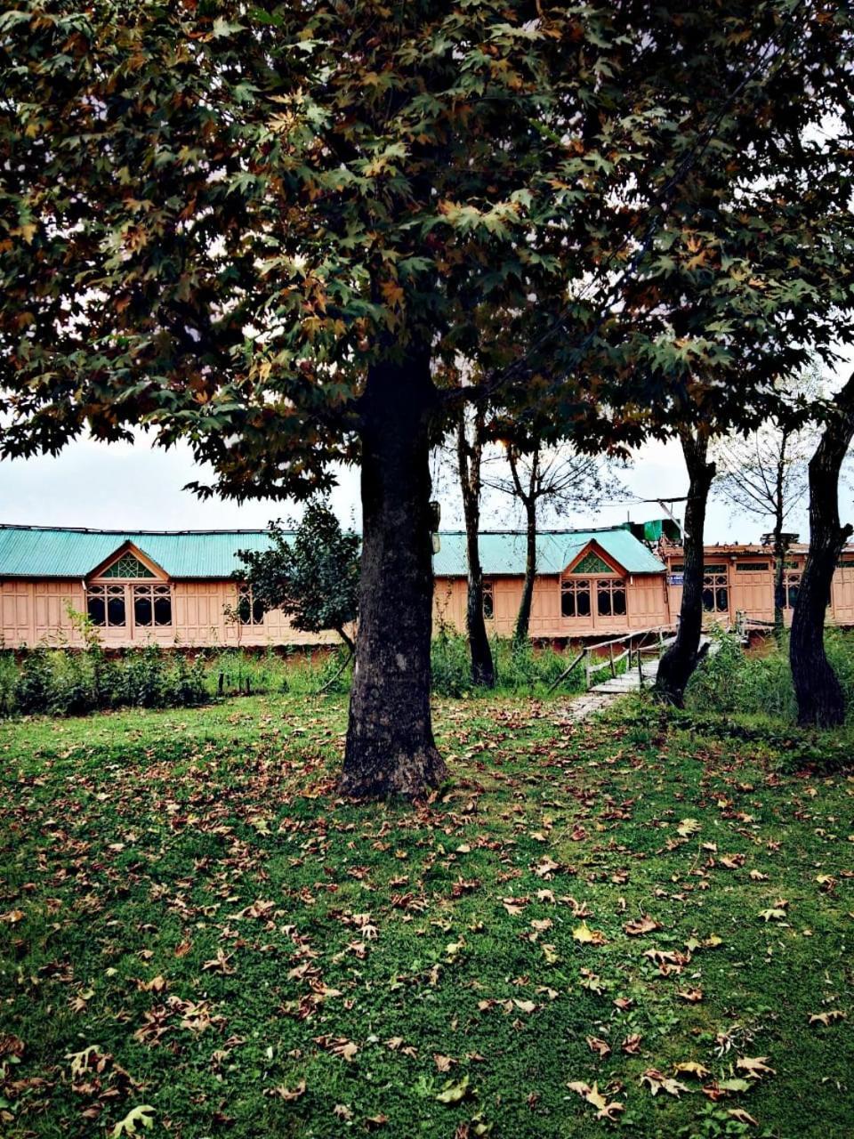 Kings Houseboats Hotel Srinagar  Luaran gambar